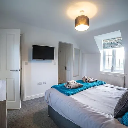 Vakantiehuis The Rockpools, 2 At The Bay Village, Filey, Dog Friendly, Sleep 12 Reighton