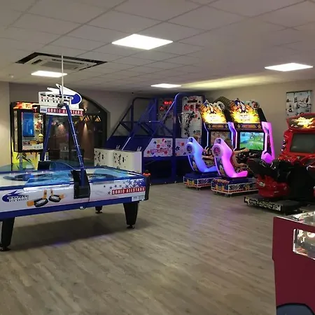 Dom wakacyjny The Rockpools, 2 At The Bay Village, Filey, Dog Friendly, Sleep 12 Reighton