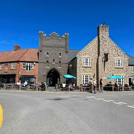 Dom wakacyjny The Rockpools, 2 At The Bay Village, Filey, Dog Friendly, Sleep 12