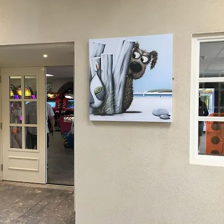 The Rockpools, 2 At The Bay Village, Filey, Dog Friendly, Sleep 12