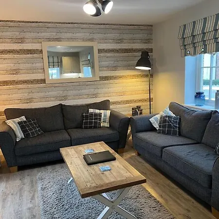 The Rockpools, 2 At The Bay Village, Filey, Dog Friendly, Sleep 12 Dom wakacyjny *